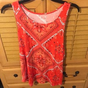 Women’s athletic tank top